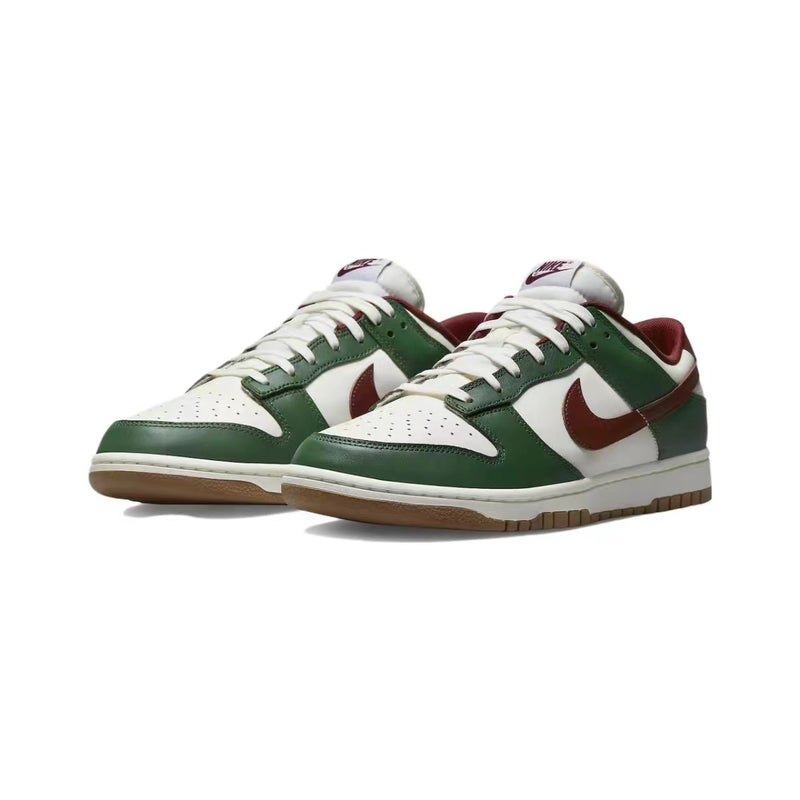Nike Dunk Low "Gorge Green"