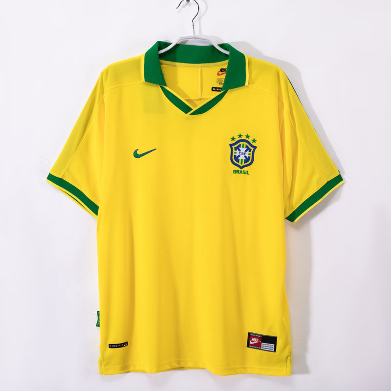 𝗖𝗮𝗺𝗶𝘀𝗮 𝗥𝗲𝘁𝗿𝗼̂  𝘽𝙧𝙖𝙨𝙞𝙡 |𝟭𝟵𝟵𝟳
