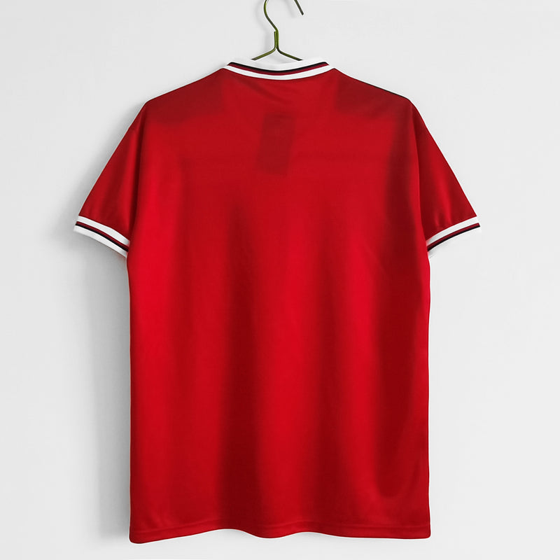 𝗖𝗮𝗺𝗶𝘀𝗮 𝗥𝗲𝘁𝗿𝗼̂ 𝗜𝗻𝗴𝗹𝗮𝘁𝗲𝗿𝗿𝗮 |𝟭𝟵𝟴𝟮