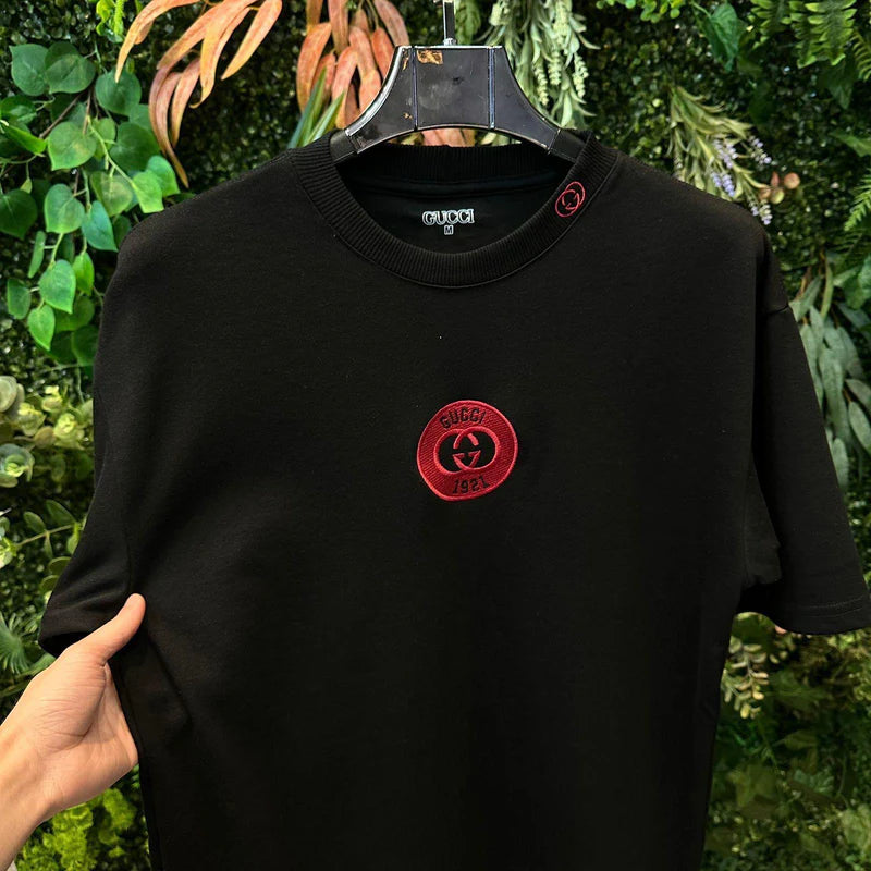 𝑶𝑽𝑬𝑹𝑺𝑰𝒁𝑬𝑫 𝑺𝑼𝑬𝑫𝑰𝑵𝑬 𝑷𝑹𝑶